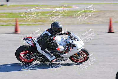 media/Jan-20-2023-Fastrack Riders (Fri) [[f2ad32aba3]]/Level 3/session 3 turn 9/